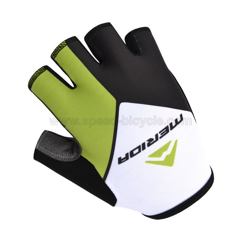 جوراب دوچرخه سواری تیم ساکسو بانک